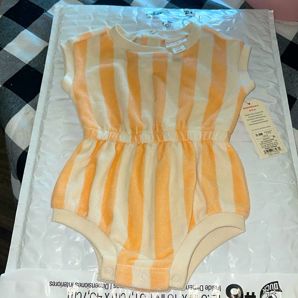 Baby Cat & Jack Soft orange 1 piece